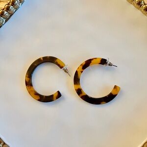 BRAND NEW Tortoise Shell Hoop Earrings